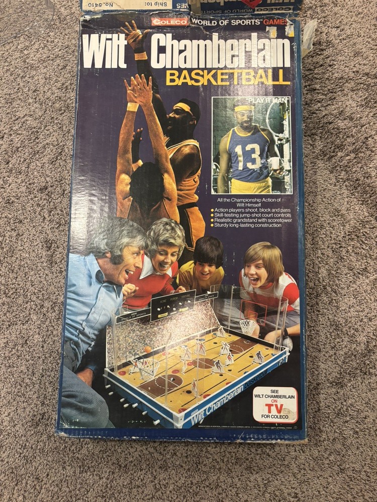 Wilt Chamberlain 70’s Table Top Basketball Game Coleco – Bad Shape Missing Parts
