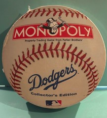 Monopoly LA Dodgers Collector’s Edition – Early Production Round Box – Unopened