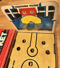 Vintage 1950s Cadaco Ellis Basketball Bas-ket Basket Action Board Game