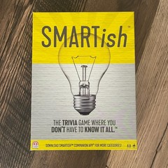 Mattel Games SMARTish Trivia Board Game LNC Ages 14+ 2-12 Players 2017