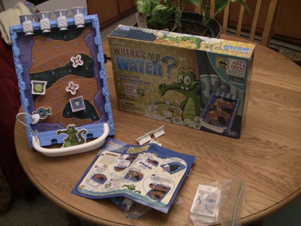 Where’s My Water Board Hands On Activity Game – Disney – Hasbro Useed