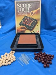 Vintage 1975 Lakeside SCORE FOUR Board Game 100% Complete
