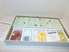 Monopoly Classic Edition 2004 Board Game Original Parker Brothers Complete Set