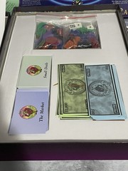 CASHFLOW Investing 101 Board Game Rich Dad Poor Dad Robert Kiyosaki + More Media