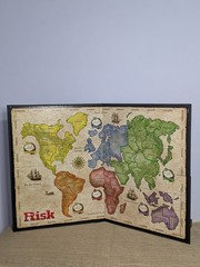 Risk The Game of Strategic Conquest Board Game 2015 Complete Hasbro Strategy Fun