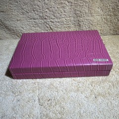 Vtg Cardinal Industries Pink stones Ed w/case missing one tile
