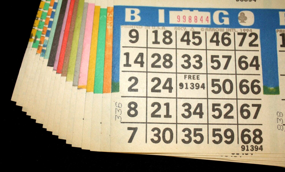 BINGO PAPER Cards Sheets 6 on 10 Blue Border – 10 pack
