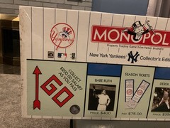 New York Yankees Collector’s Edition MONOPOLY BOARD GAME 2001 New Sealed READ