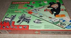 Monopoly Classic Board Game w/ Cat Token New Factory Sealed Family Night Hasbro