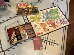 Risk The Game of Strategic Conquest Board Game 2015 Hasbro Gaming Complete