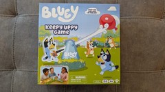 Bluey Keepy Uppy Game. Includes Motorized Balloon NEW