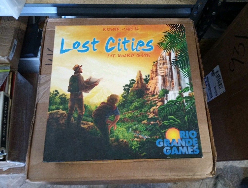 REINER KNIZIA LOST CITIES BOARD GAME GREAT FOR ANY COLLECTION!