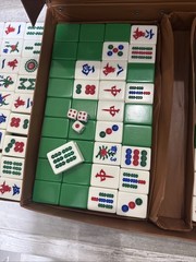 Vintage Mahjong Set 146 Melamine Tiles with Case Dice and Chips Traditional Game
