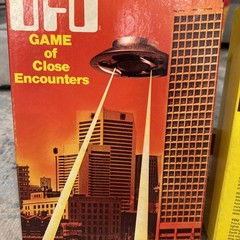 UFO Game of Close Encounters 100% COMPLETE – Avalon Hill Bookshelf Board Game