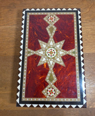 Beautiful Backgammon – Marquetry Hinged Case Wood Inlays No pieces