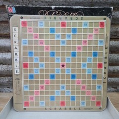 SCRABBLE DELUXE Edition Rotating Turntable Gameboard 1989 #4034 Mahogany Tiles