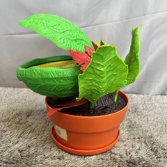 1987 Milton Bradley Feed Me! Hungry Little Plant Game Little Shop of Horrors Vtg