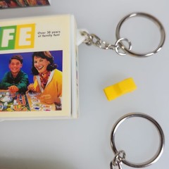 Lot of 4 Vintage Mini Board Game Keychains Hasbro 90’s – Various AS IS SEE Pics