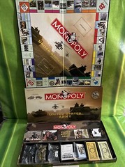 Monopoly USA United States Army Edition 2002
