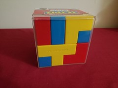 Tetris Cube Puzzle 2010 – Imagination Games Red Yellow & Blue – New