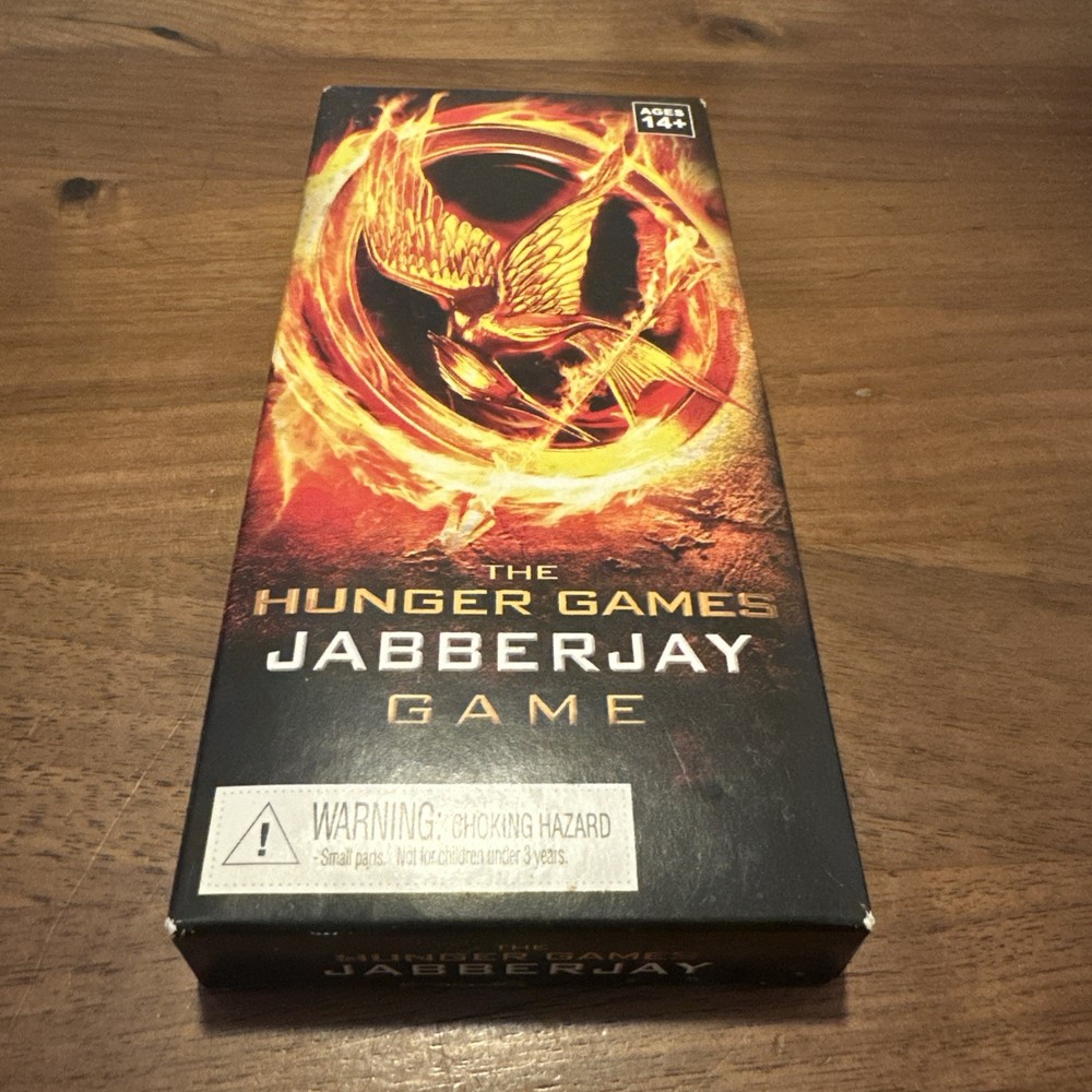 THE HUNGER GAMES *JABBERJAY * Game NECA WIZKIDS 52 Cards 2 Games In One 2012