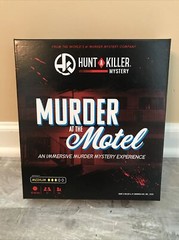 Hunt A Killer Murder at The Motel Mystery Board Game – Great Condition