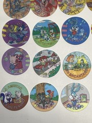 Vintage Set Of “40” LOONEY TUNES HOLOGRAPHIC TAZOS (POGS) /SABRITAS MEXICO 1994