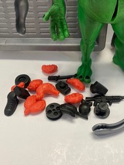 1997 Alien Autopsy Game by R. Marino – w/ 13.75″ Heavy Rubber Alien – Toy