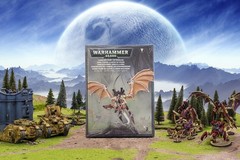 12 years to 99 years 99120106042″ Tyranid Hive Tyrant/The Swarmlord Plastic Kit