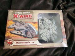 Star Wars X-Wing: Miniatures Game- Millennium Falcon Expansion Pack