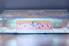 Monopoly Deluxe Edition – (Parker Brothers 1998) -(New/Sealed)