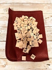 SCRABBLE ~ 1991 Deluxe Travel Edition ~ Mini Wood Tiles ~