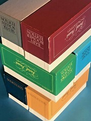 Vintage TRIVIAL PURSUIT “CLASSIC” LOT ~ 3,000 Cards ~ 6 early editions ~ LOOK!