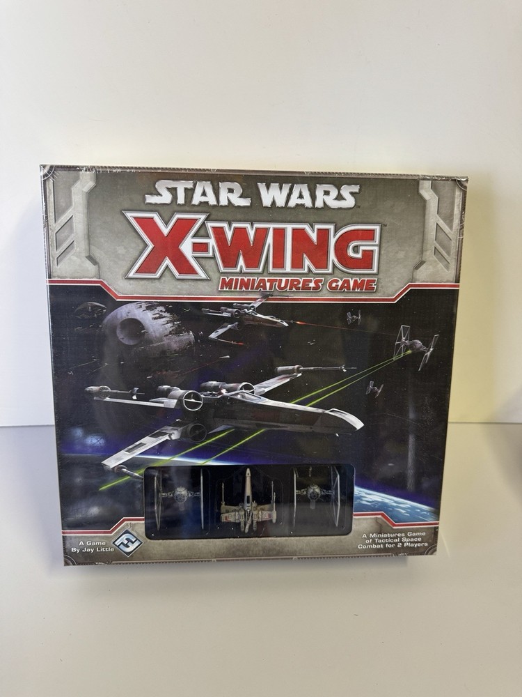 NEW UNOPENED Fantasy Flight Games Star Wars X-Wing Core Set -SWX01
