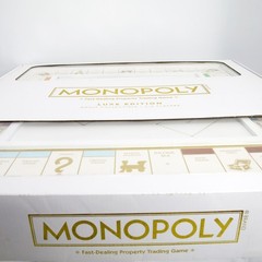 RARE 2016 Hasbro Monopoly Luxury LUXE White and Gold Limited Edition New Sealed