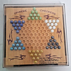 The Woodfield Collection CHINESE CHECKERS Wooden Game Board & Marbles 2001