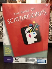 SCATTERGORIES Board Game Parker Brothers 2009 2-6 Players NEW SEALED