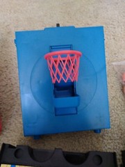 One In One SHOOT OUT ELECTRONIC BASKETBALL NBA GAME Excellent NO BOX