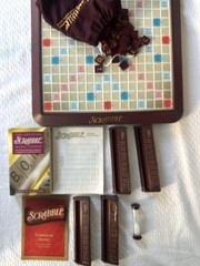 SCRABBLE Deluxe Turntable Crossword Game 2001 100% Complete +Scrabble Dictionary