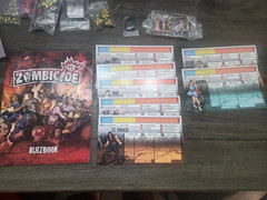 Zombicide 1st Edition + Toxic City Mall Expansion (Used)