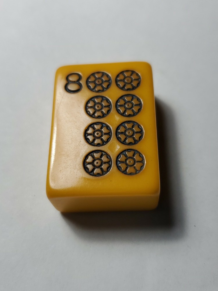 VINTAGE MAH JONG TILES CHINESE BAKELITE 1 1/4″ tall 7/8″ wide 1/2″ thick
