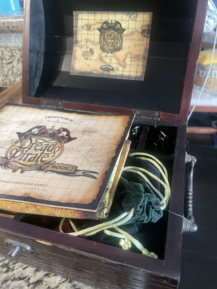 Dread Pirate Game Wood Treasure Chest Metal Coins 100% 2nd Ed 2005 Complete