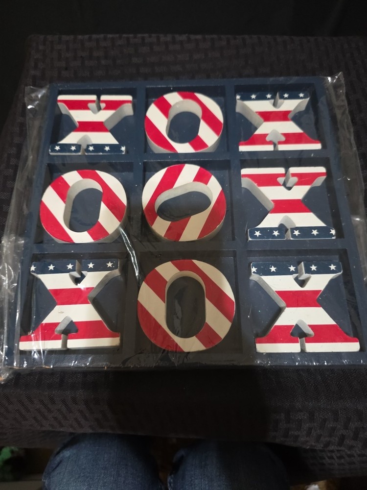 Hobby Lobby Red White and Blue 10 x 10 Inch Tic Tac Toe Table Top Board Game