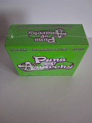Puns of Anarchy – The Outrageous Pun-Making Party Game • Complete • Excellent