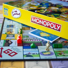 The Simpsons Monopoly Board Game 30th Anniversary Edition for 2 to 6 Players