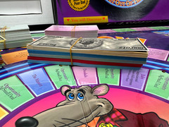 VTG Cashflow 101 Boardgame by Robert Kiyosaki – Rich Dad Investing Game 2002