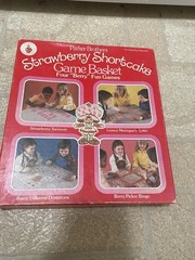 Vintage 1981 Strawberry Shortcake Game Basket 4 “Berry” Fun Games Bingo Dominoes