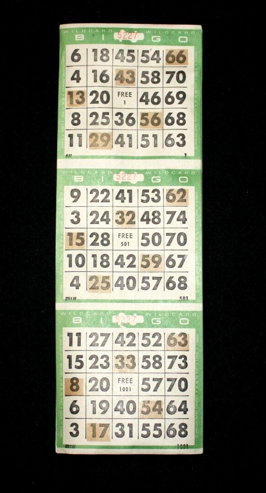 BINGO PAPER Cards Sheets 3 on 1 Green Border Wildcard 5 pattern – 100 sheets