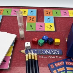 Vintage 2000 Pictionary The Game Of Quick Draw Board Game – 100% Complete