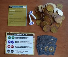 BLUFFANEER DICE GAME, AGES 10 & UP, 3-6 PLAYERS, 2020 PREVIOUSLY ENJOYED